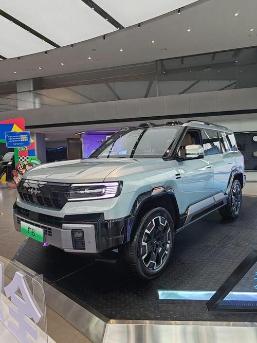 佛山344比亚迪方程豹硬派越野的爆款，英菲尼迪35周年与你共成长